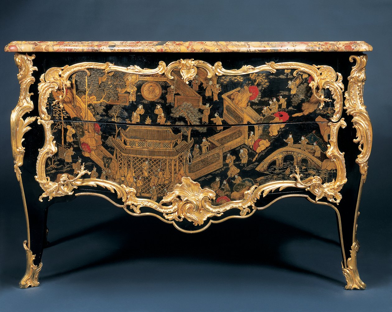 Louis XV şifonyer by Bernard van Risenburgh II