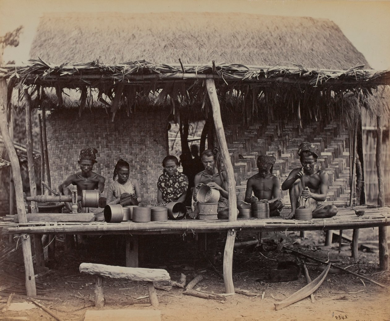 Birmanya yapımı laka işi, 1887 by British Photographer