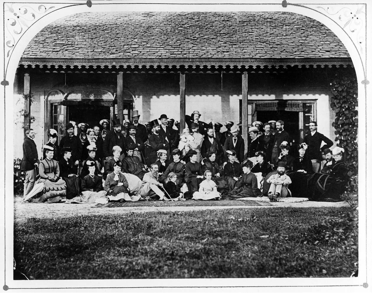 Grup - Hükümet Konağı, c.1871 by British Photographer