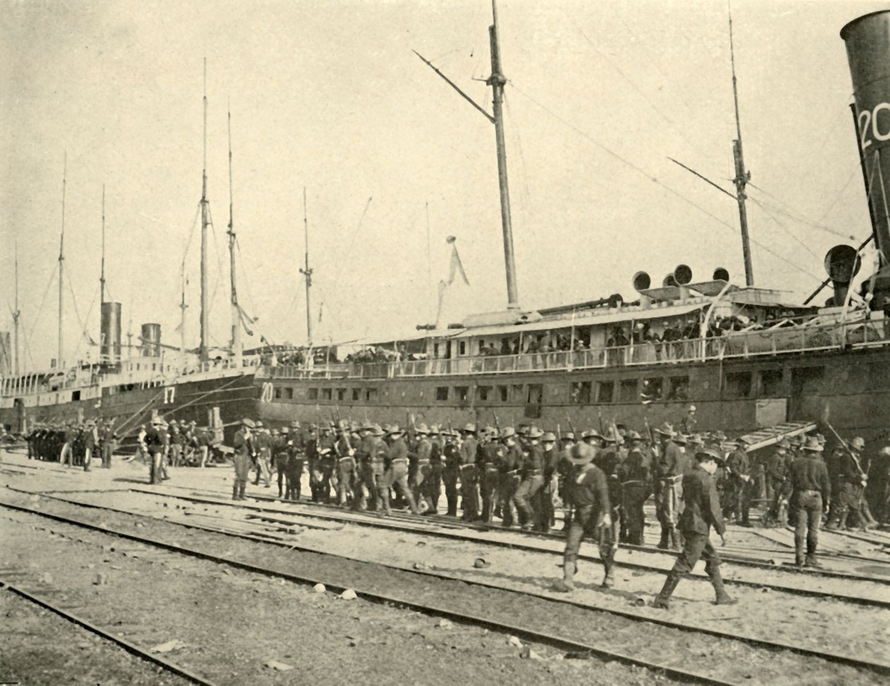Tatbikattan sonra 13. Piyade, İspanya-Amerika Savaşı, Haziran 1898, 1899. by Burr McIntosh