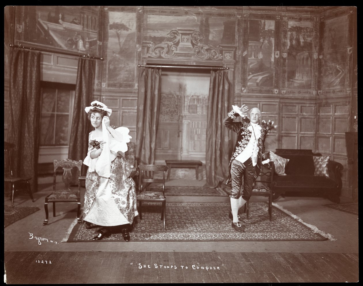 She Stoops to Conquer