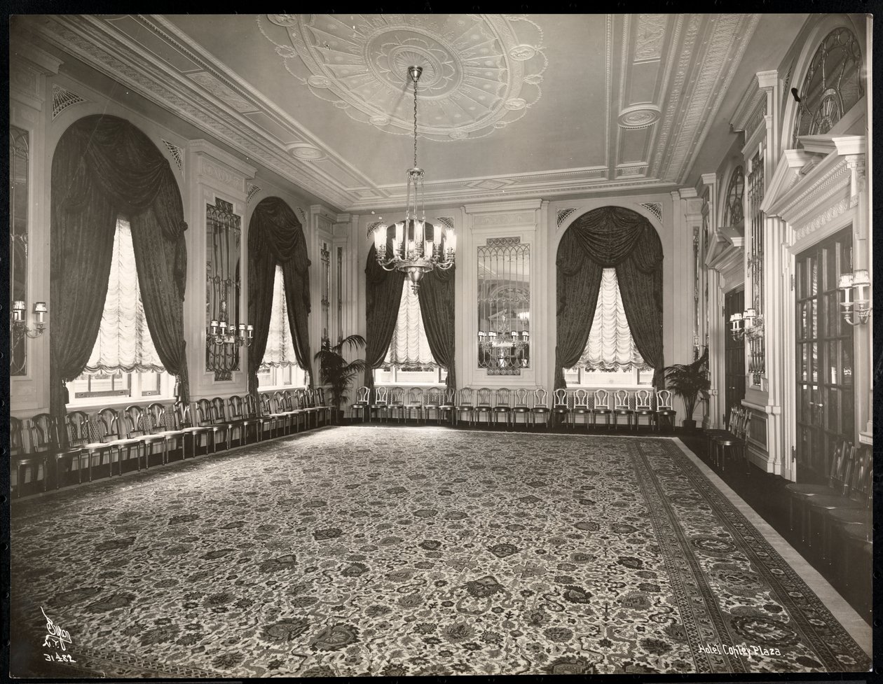 Copley Plaza otelindeki balo salonu, Boston, 1912 veya 1913 (gümüş jelatin baskı) by Byron Company
