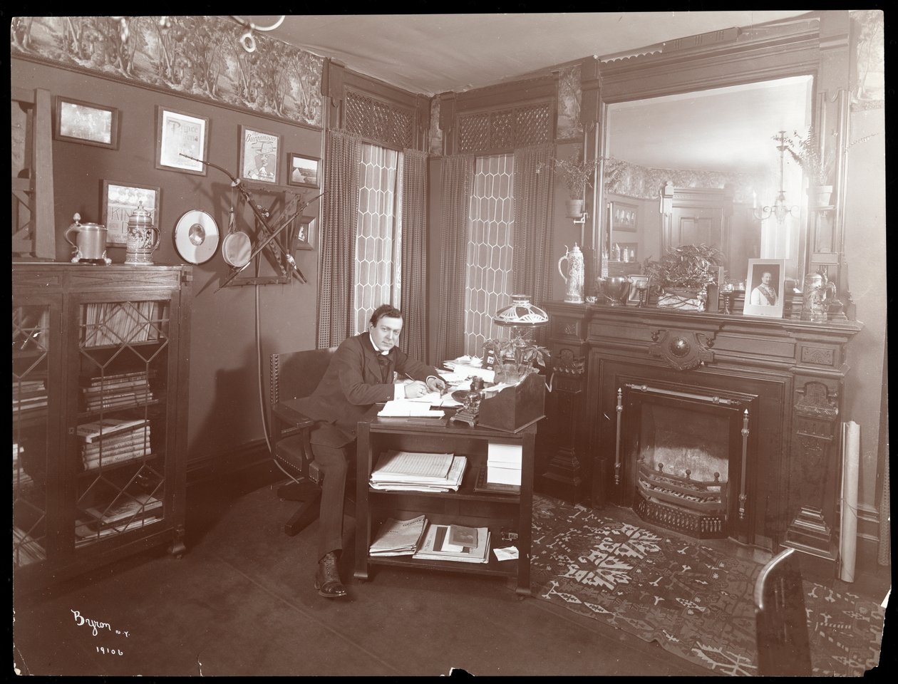 Gustav Luders, 1904-5 (gümüş jelatin baskı) by Byron Company