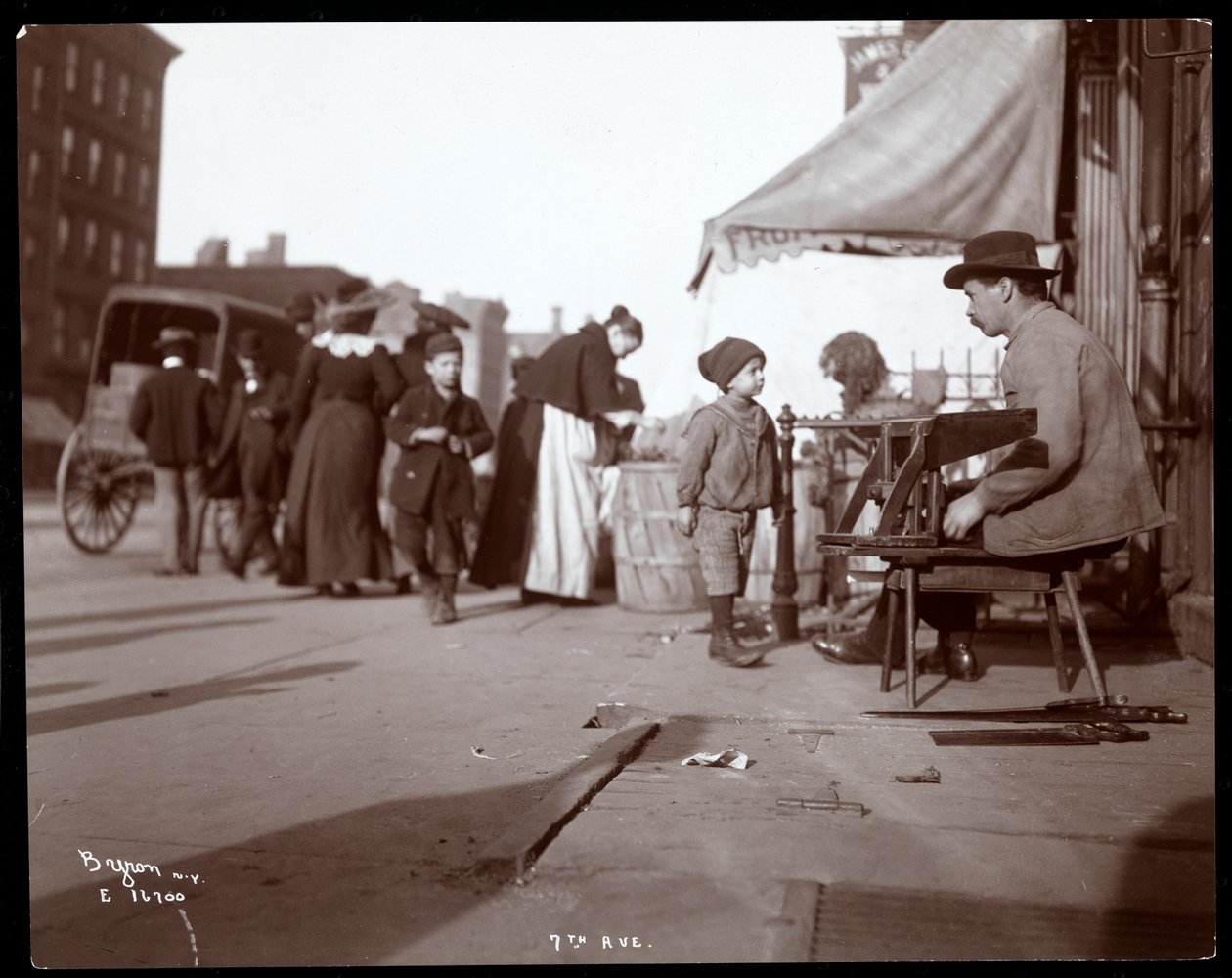 7th Avenue, New York, 1903