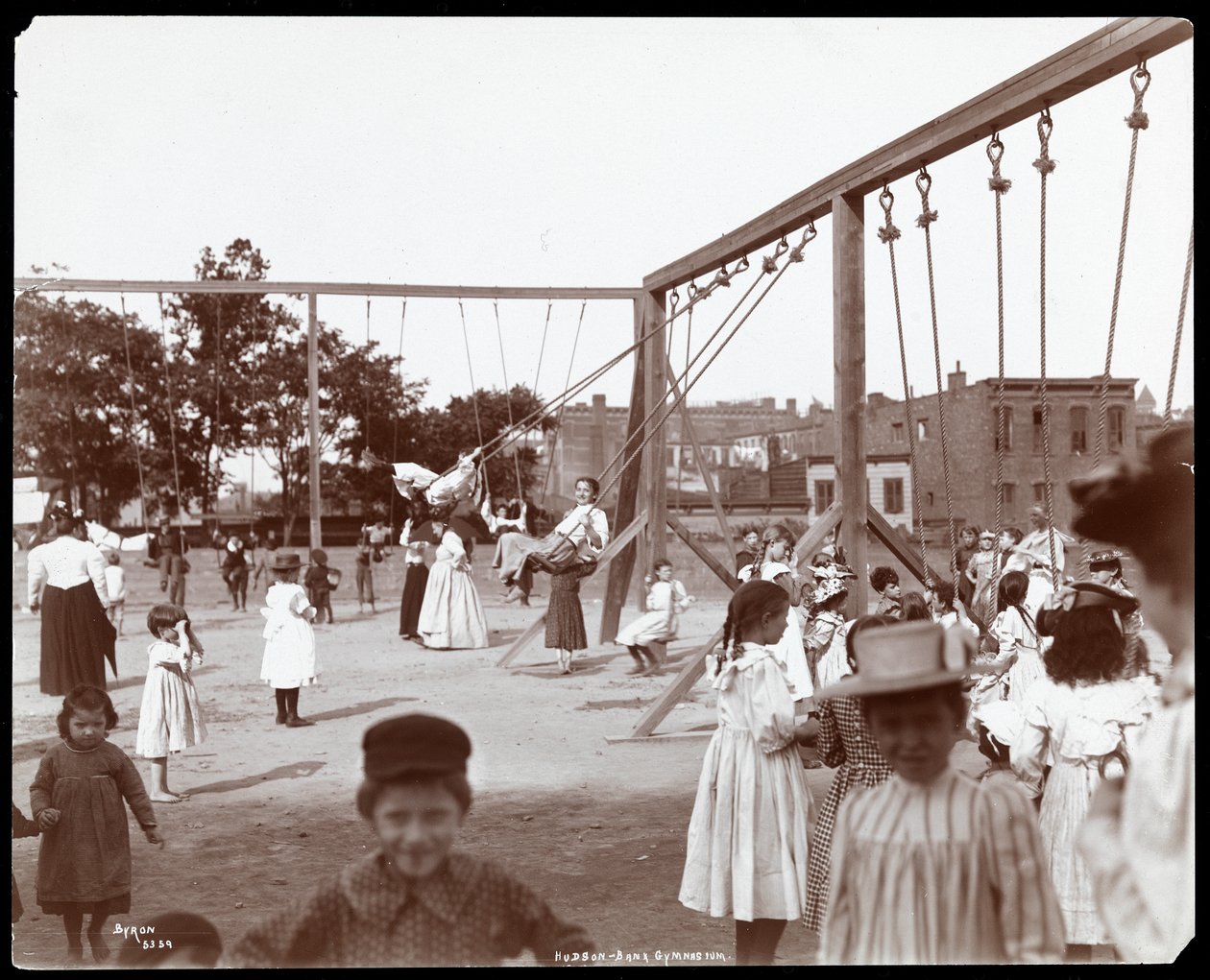 Hudson Bank Gymnasium and Playground, 53rd Street ve 11th Avenue, New York, 1898