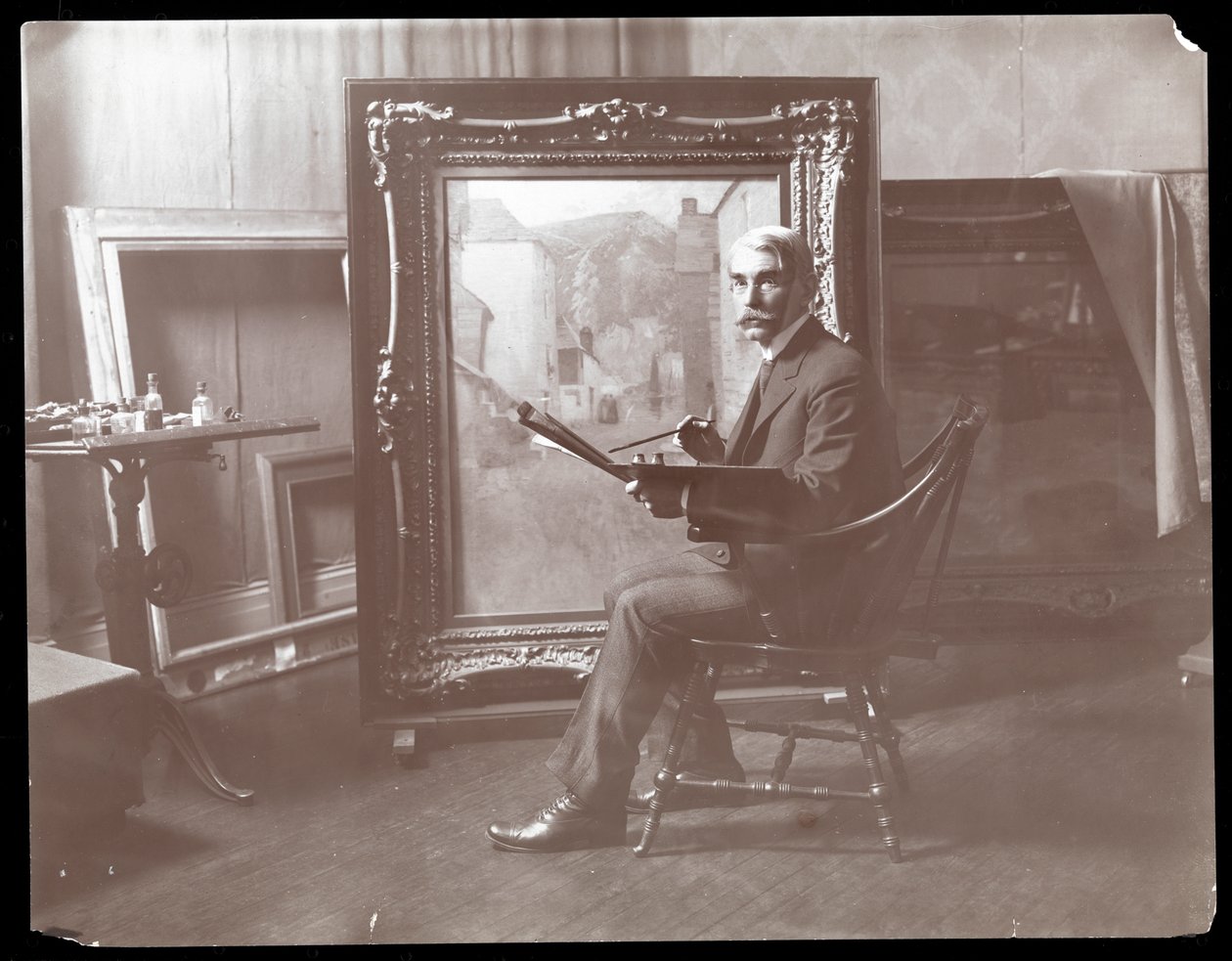 H.B. Snell stüdyosunda, New York, 1907 (gümüş jelatin baskı) by Byron Company