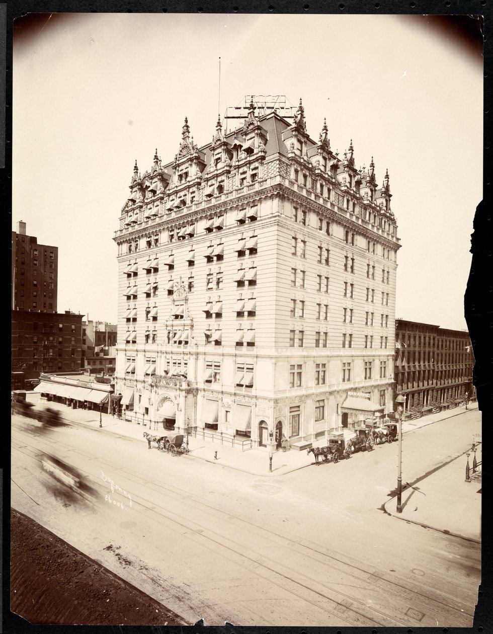 Hotel Navarre, 7th Avenue ve 38th Street, New York, 1908 (gümüş jelatin baskı) by Byron Company