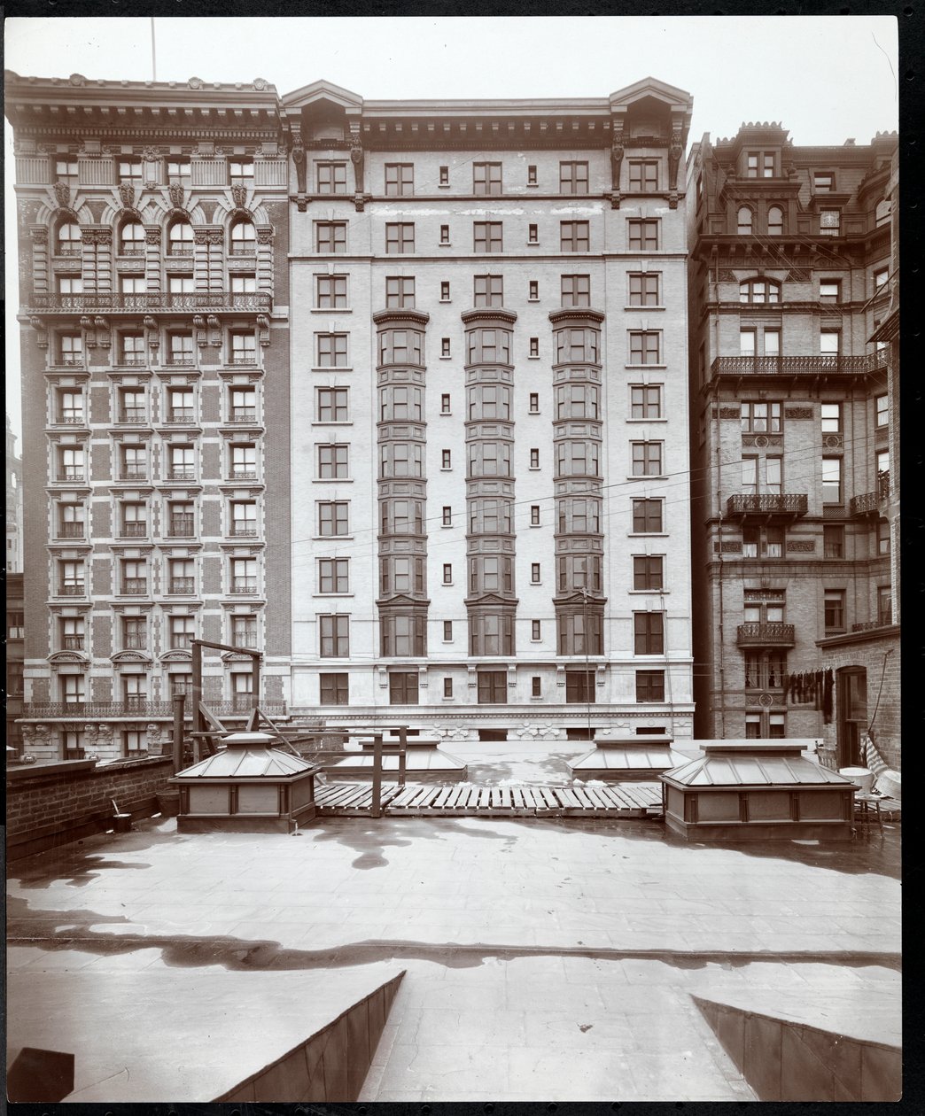 The Hotel Prince George, 14 East 28th Street, New York, c.1905 (gümüş jelatin baskı) by Byron Company