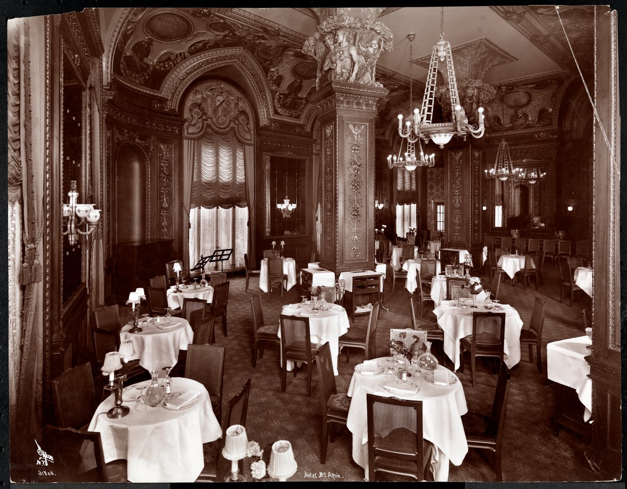 Hotel McAlpin