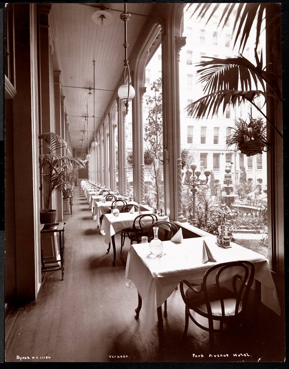 Park Avenue Hotel