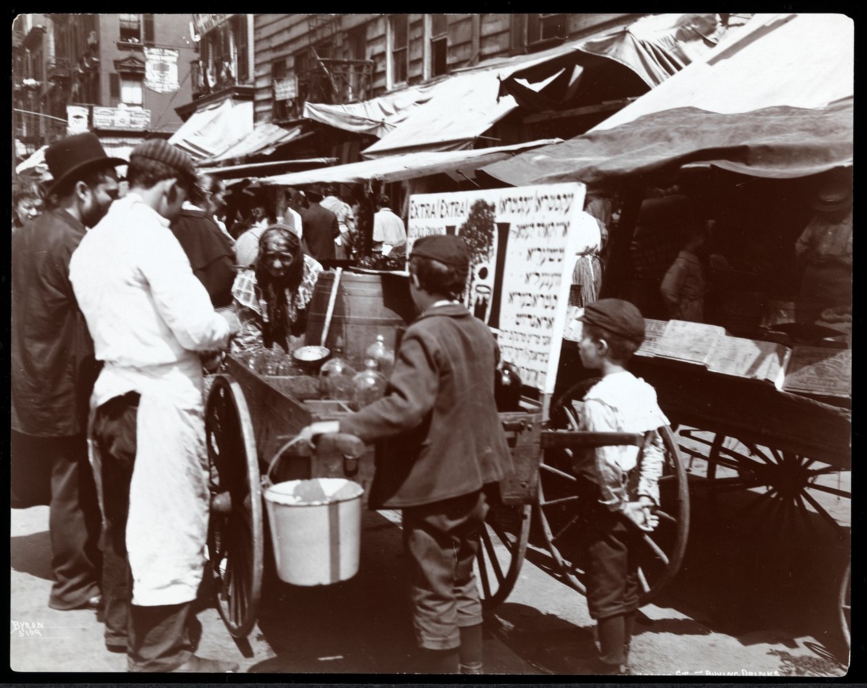 Hester Street, New York, 1898