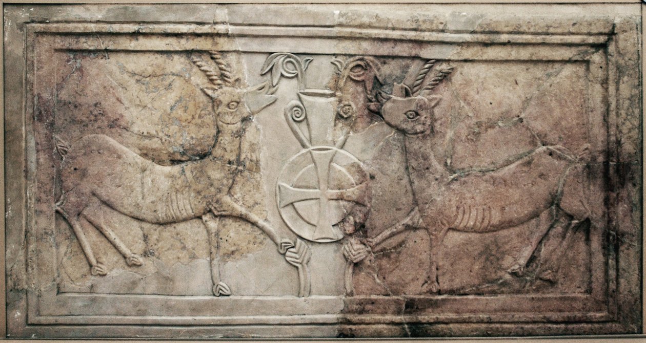 Hebron tepelerindeki bir Bizans kilisesinden dekore edilmiş kanal ekranı (mermer) by Byzantine Byzantine