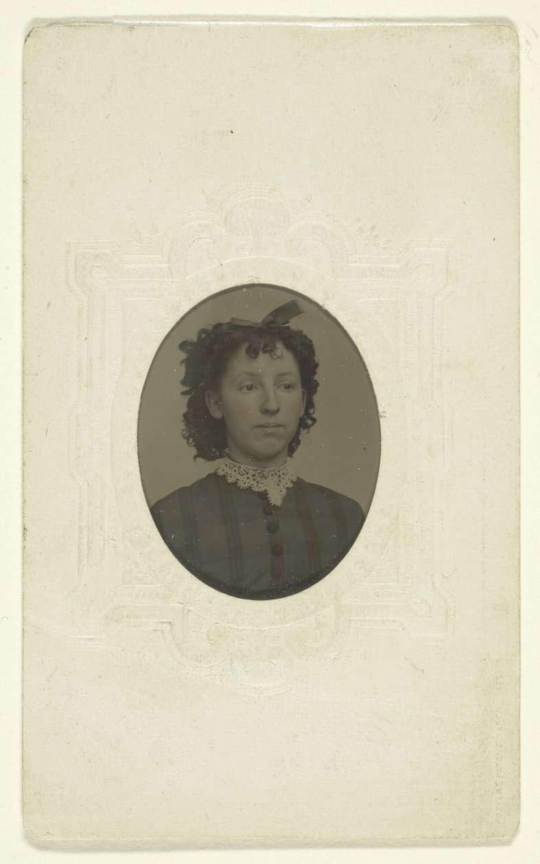 Viola Mead'in Portresi by C. W. Mitchell
