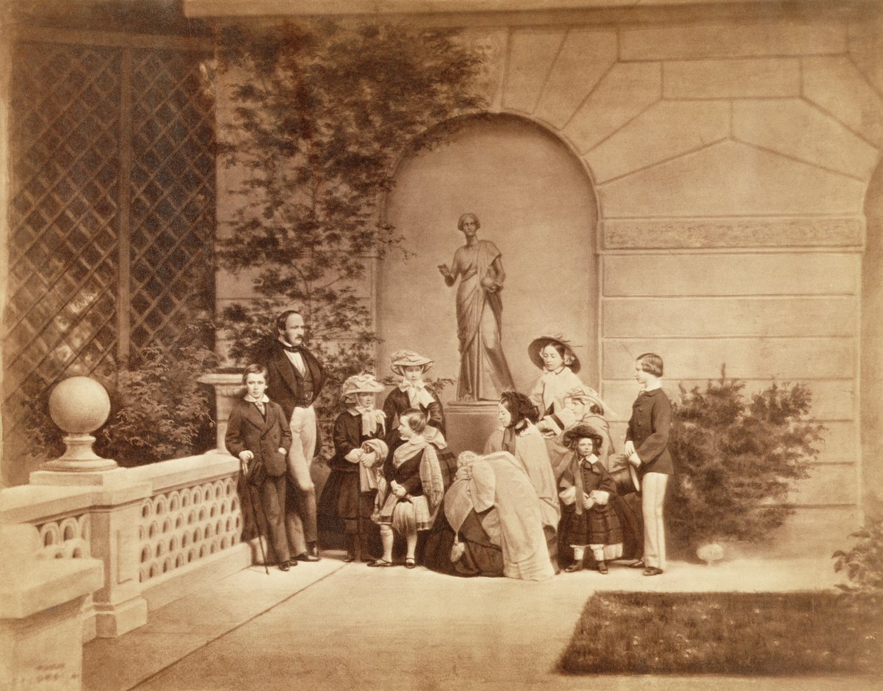 ಓಸ್ಬೋರ್ನ್ ಹೌಸ್ನಲ್ಲಿ ರಾಜಮನೆತನದ ಭಾವಚಿತ್ರ, 1857 (ಸೆಪಿಯಾ ಫೋಟೋ) (ನೋಡಿ 195000) ಟರ್ಕಿ by Caldesi and Montecchi