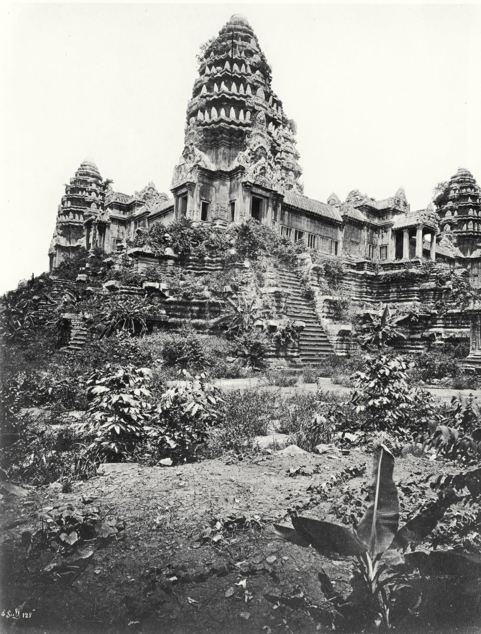 Angkor Wat Tapınağı, tamamlanan c.1150 by Cambodian School