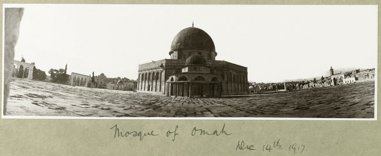 Ömer Camii, 14 Aralık 1917 by Capt. Arthur Rhodes