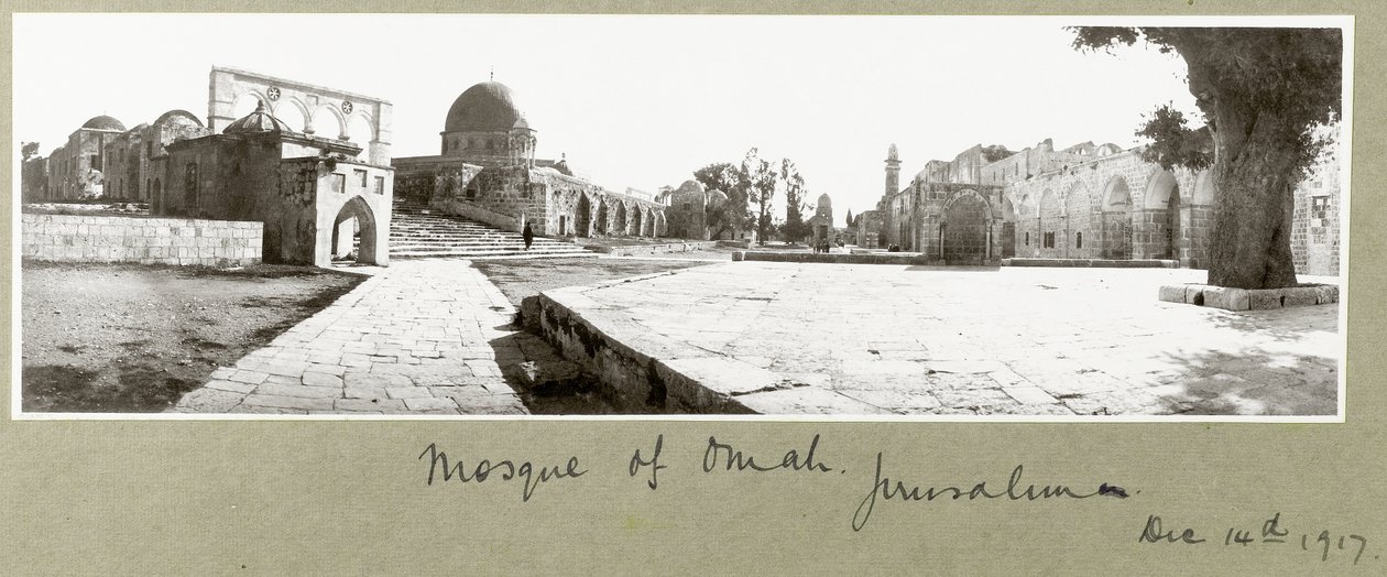 Ömer Camii, Kudüs, 14 Aralık 1917 by Capt. Arthur Rhodes