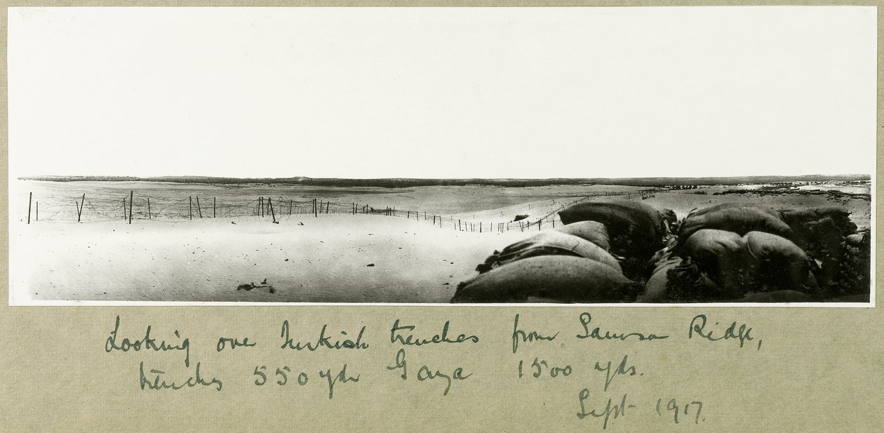 Samson Sırtı'ndan Türk siperlerine bakmak, Eylül 1917 by Capt. Arthur Rhodes