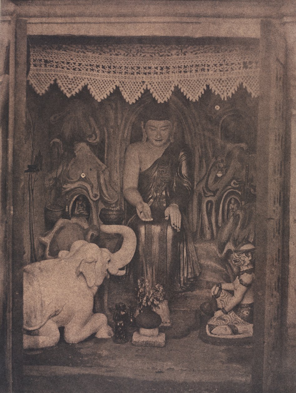 Amerapoora. Gautama'nın Tapınağı by Captain Linnaeus Tripe
