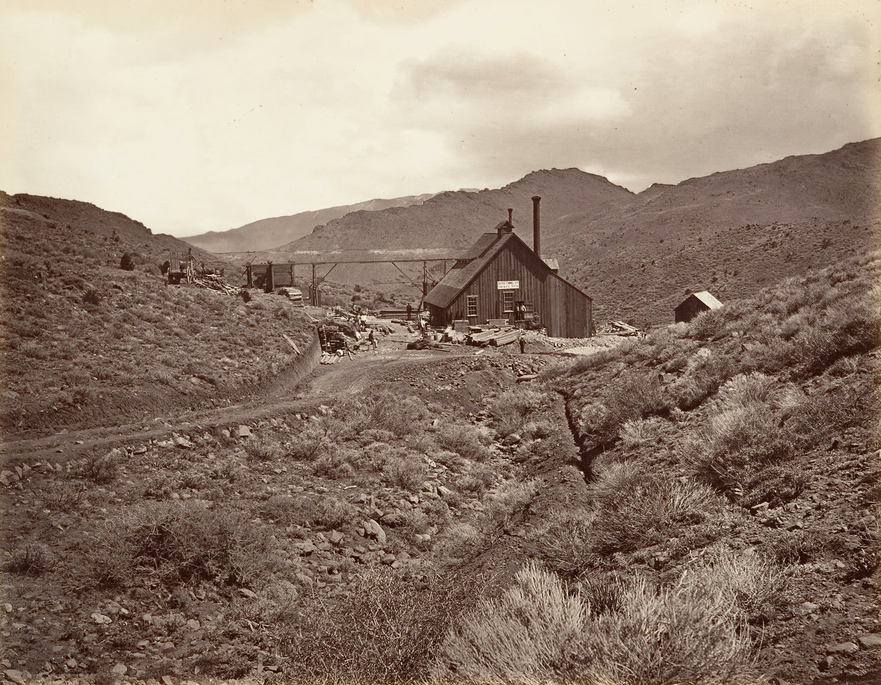 Sutro Tünel Şaftı No. 3, 1875, basılmış yakl. 1876. by Carleton Emmons Watkins