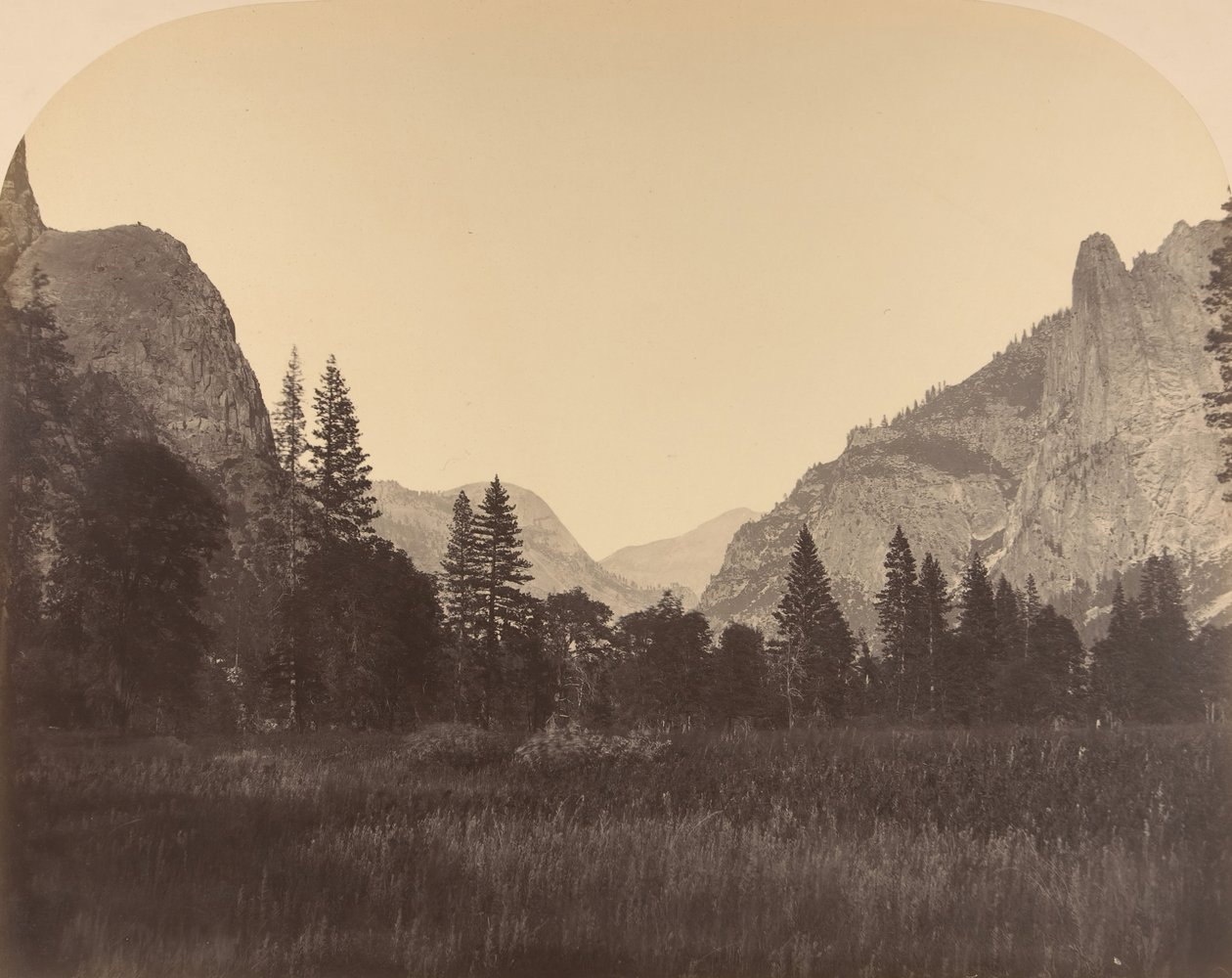 Vadinin Yukarısında, Kuzey Kubbe Merkezde, Sentinel Solda, 1861. by Carleton Emmons Watkins