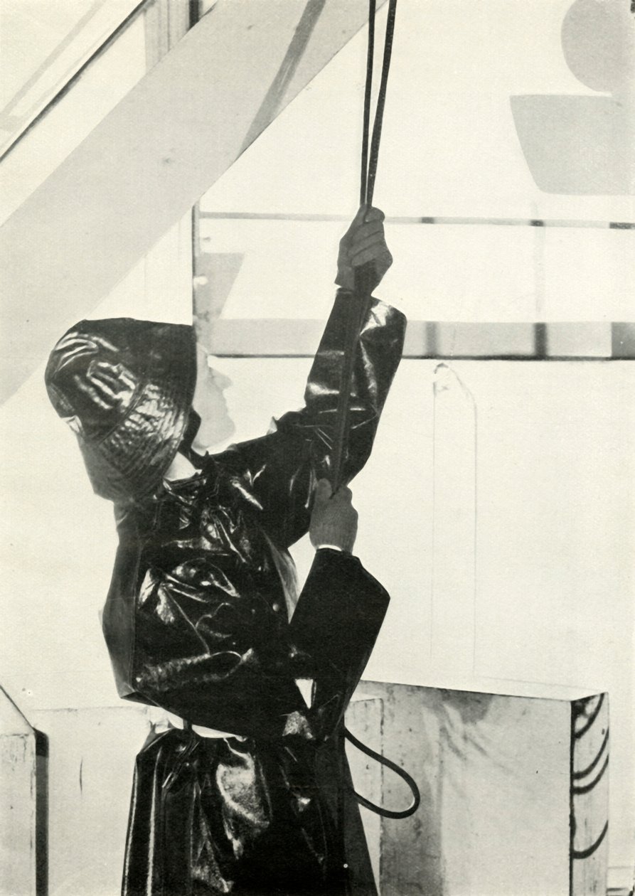 Balon Operatörü, c1943. by Cecil Beaton