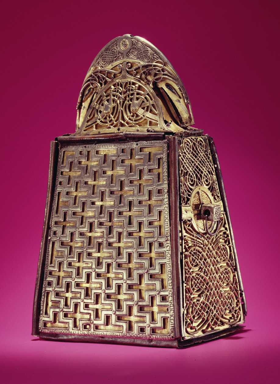 Aziz Patrick Çanı Tapınağı, Armagh, Armagh İlçesi, Viking Çağı, c.1100 (gümüş ve altın telkari, kristal ve cam ile bronz) (ayrıca bkz. 344383-84) by Celtic