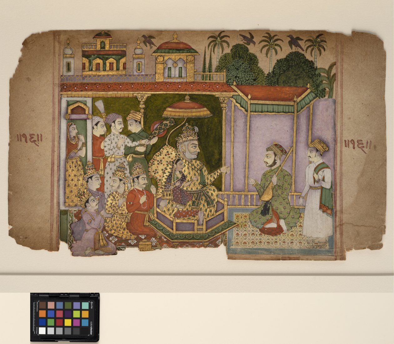 Bir kral ve saraylılar bir müzisyeni dinliyor, c.1750 (kağıt üzerinde opak suluboya ve altın rengi) by Central Indian School