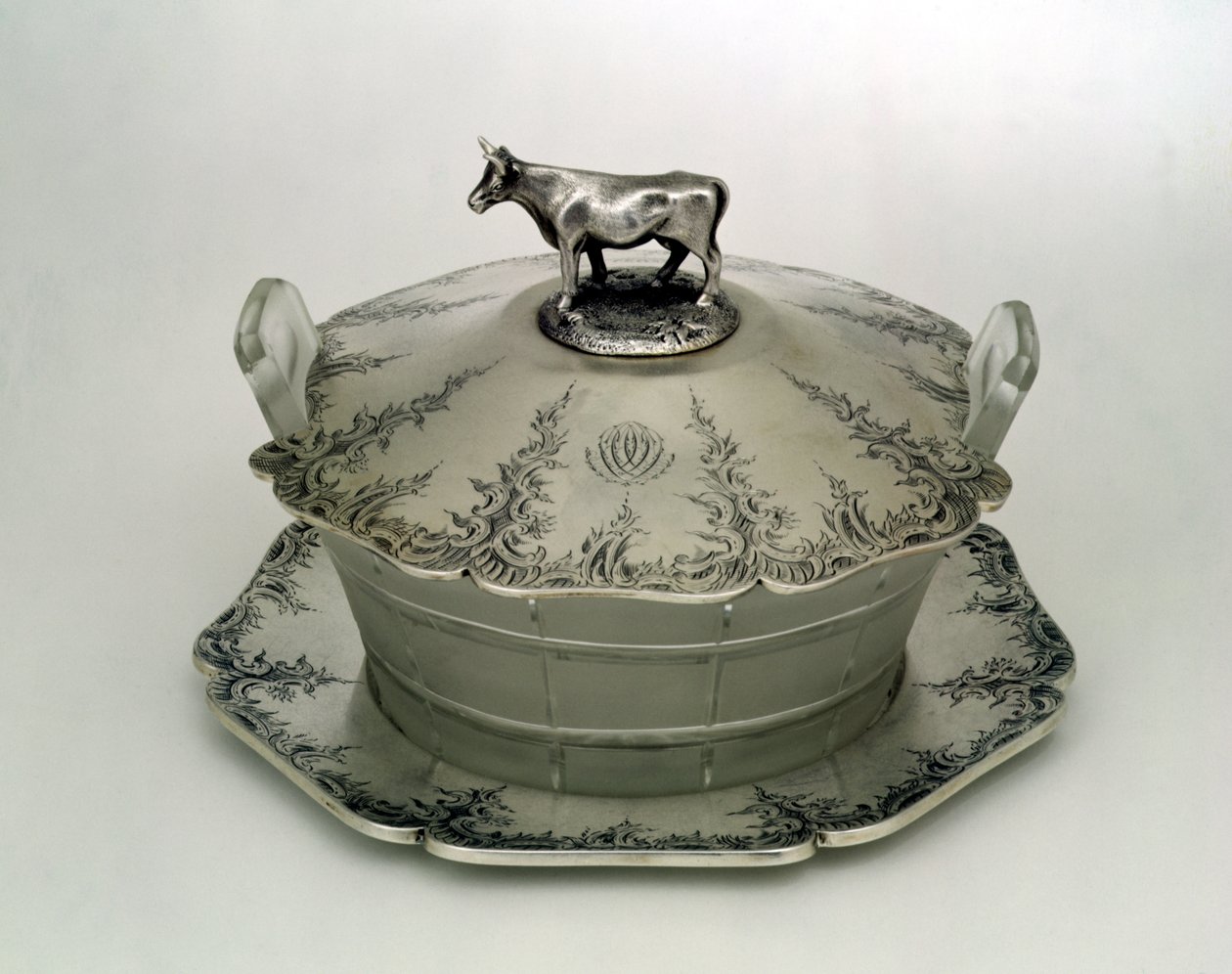 Buzlu cam tabanlı tereyağı tabağı (gümüş ve buzlu cam) by Charles and George Fox