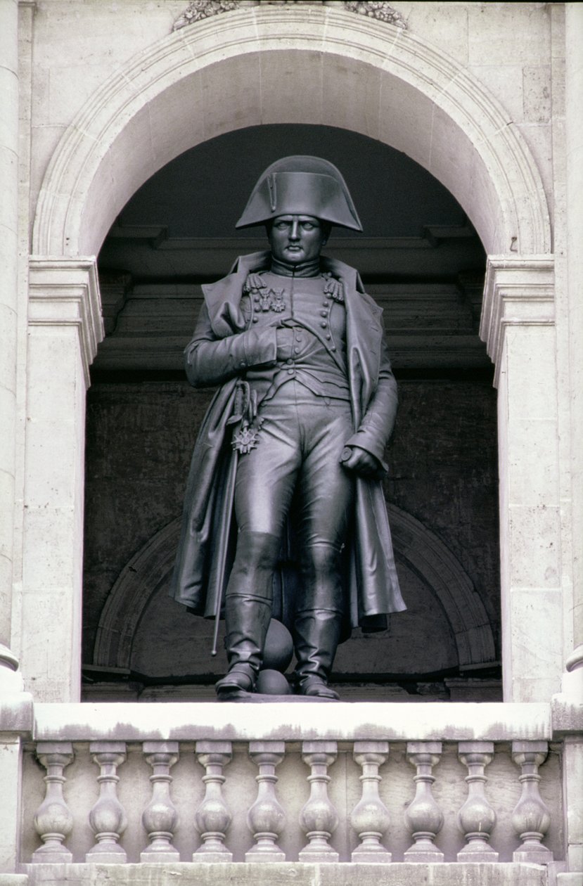 Napolyon I (1769-1821) Paltolu, 1831-33 (bronz) by Charles Emile Marie Seurre