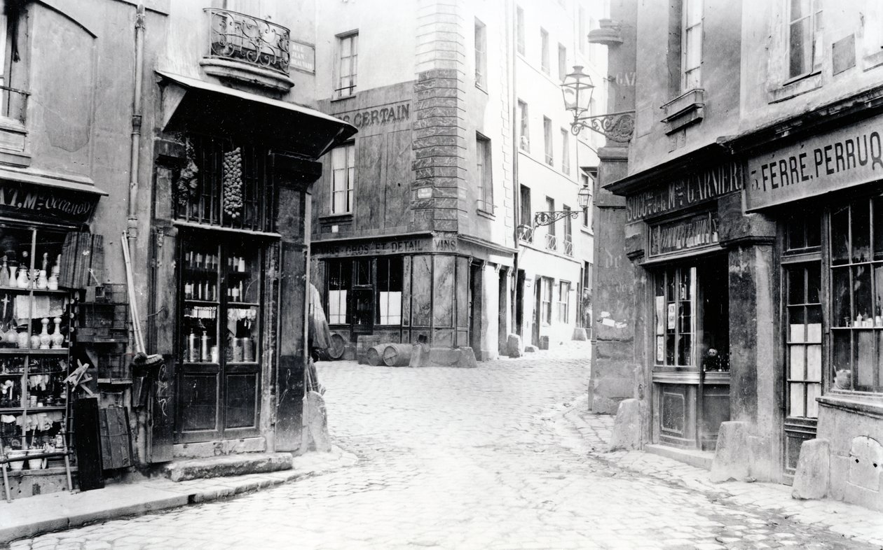 Fromentel, Saint-Hilaire, Jean-de-Beauvais, Charretiere ve Mont-de-Marsan caddelerinin kavşağı, Paris, 1858-78 by Charles Marville