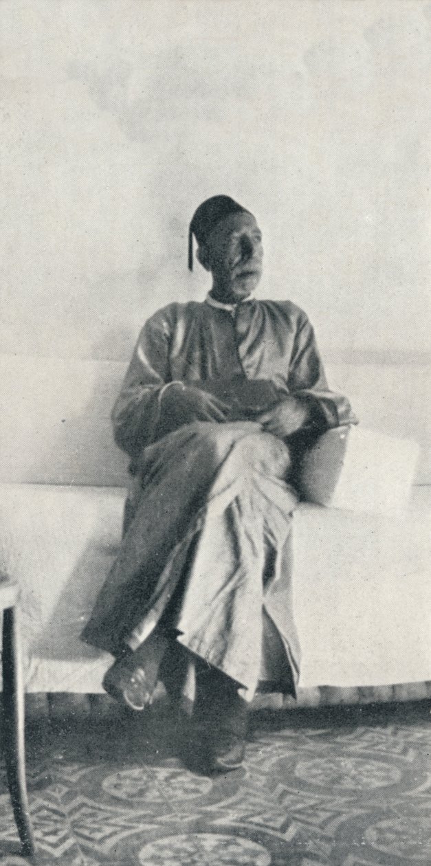 El Hag Heddayah İskenderiye, c1913 by Charles J. S. Makin