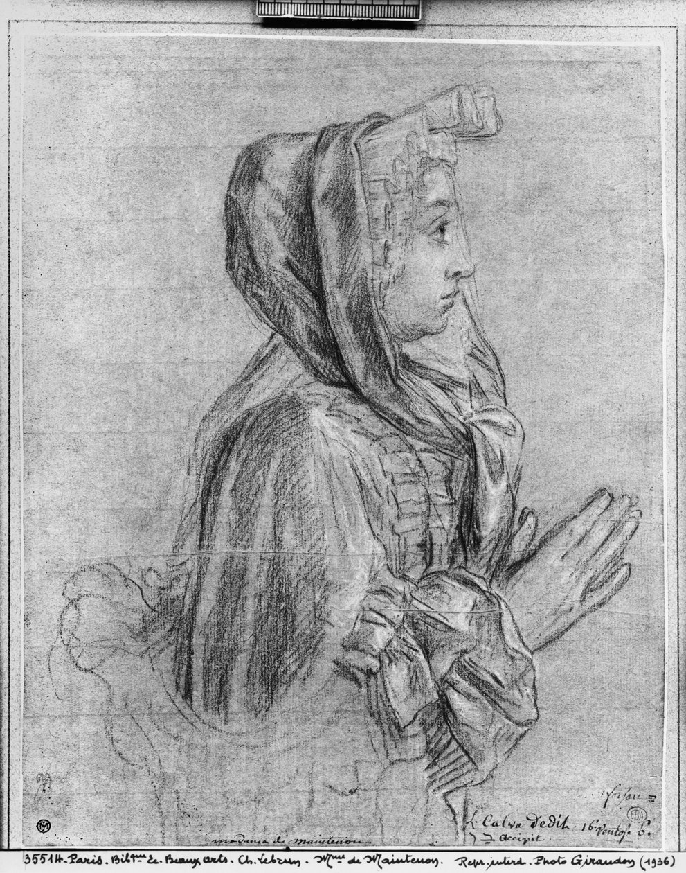 Madame de Maintenon (kahverengi kağıt üzerine pierre noire ve tebeşir) olarak bilinen, elleri kenetlenmiş bir kadının yarım boy profili by Charles Le Brun