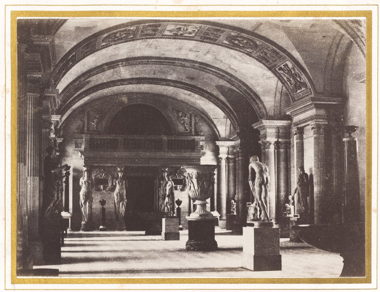 Louvre Müzesi