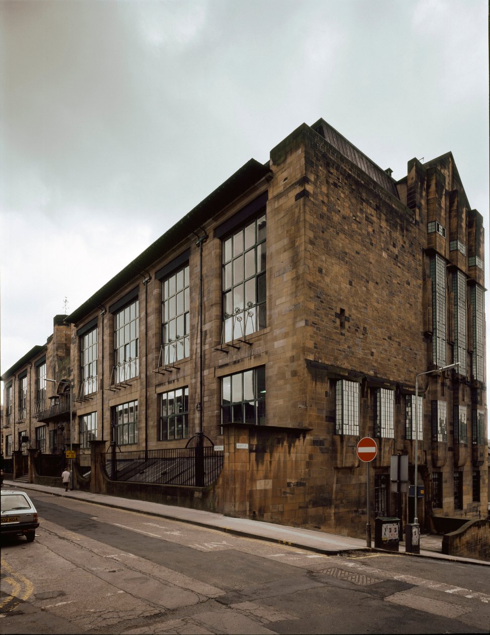 Mimar Charles Rennie Mackintosh (1868-1928) tarafından tasarlanan Güzel Sanatlar Okulu