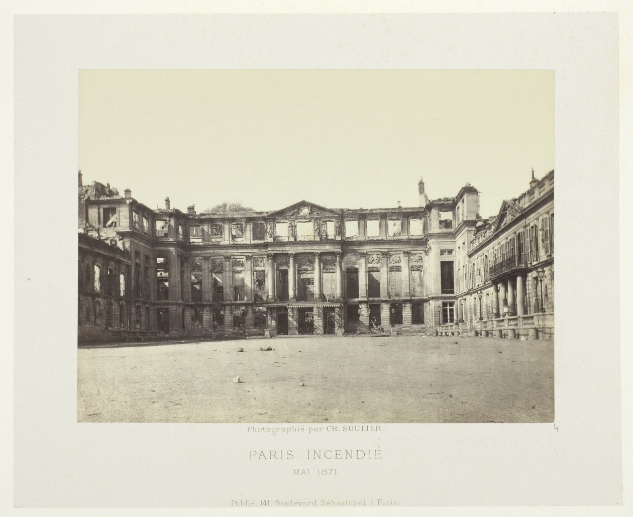 Paris Yangını (Palais de Saint-Cloud Cephesi), "Paris Incendié" serisinden by Charles Soulier
