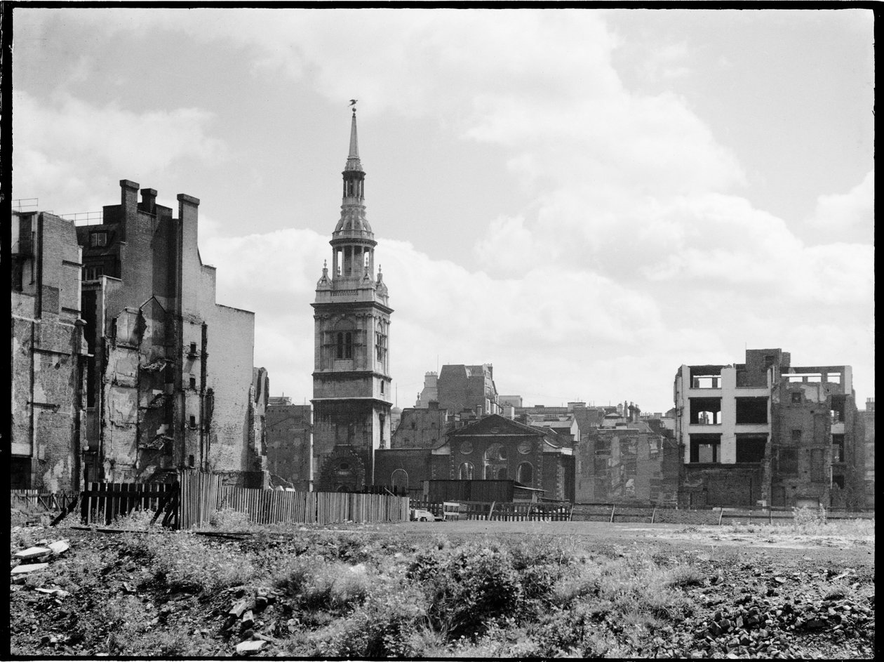 St Mary-le-Bow Kilisesi, Cheapside, Londra Şehri Şehri ve İlçesi, GLA, 1941-1945. by Charles William Prickett