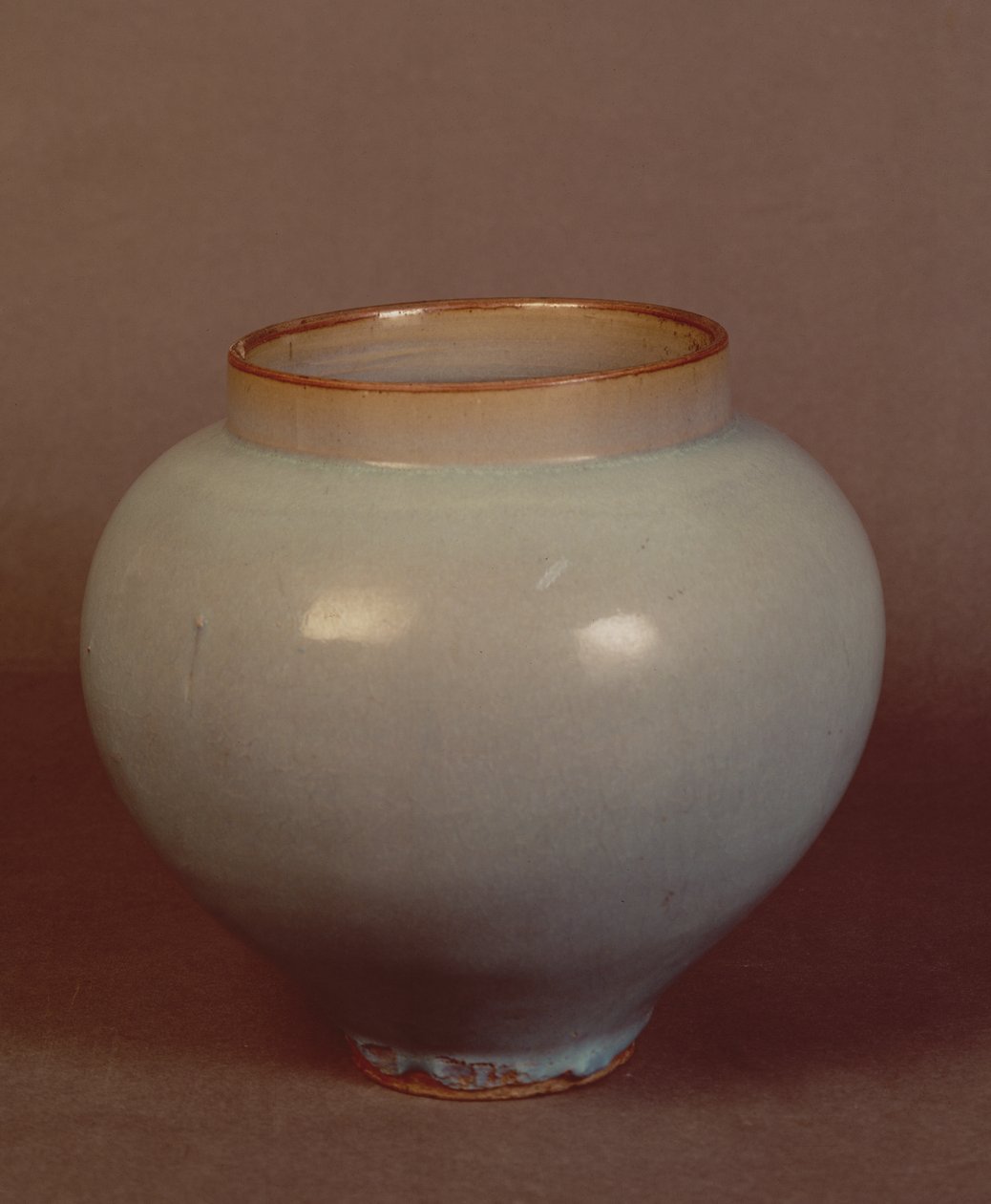Chun-ware kavanozu, Song Hanedanlığı (taş eşya) by Chinese School