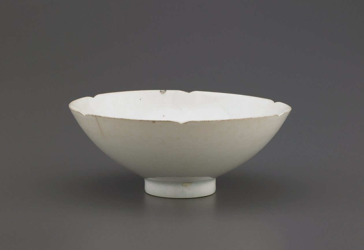 Çentikli ağızlı kase, Jingdezhen, Jiangzi eyaleti, Kuzey veya Güney Song hanedanı (seramik) by Chinese School