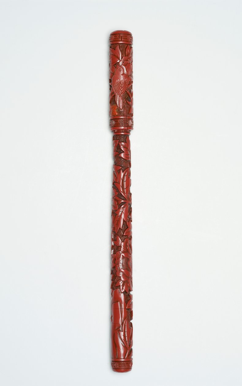 Oymalı Fırça ve Kapak, Çince, 16. yüzyıl (kırmızı cila) by Chinese School
