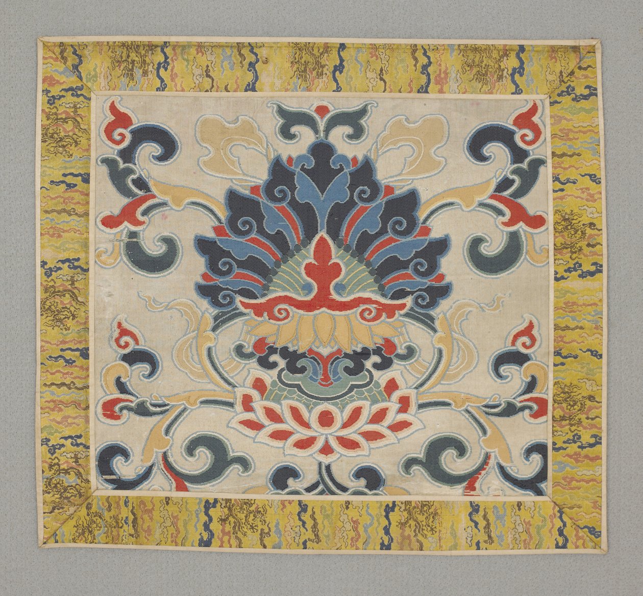 Sekiz Budist değerli şeyler, lotus, 17. yüzyıl by Chinese School