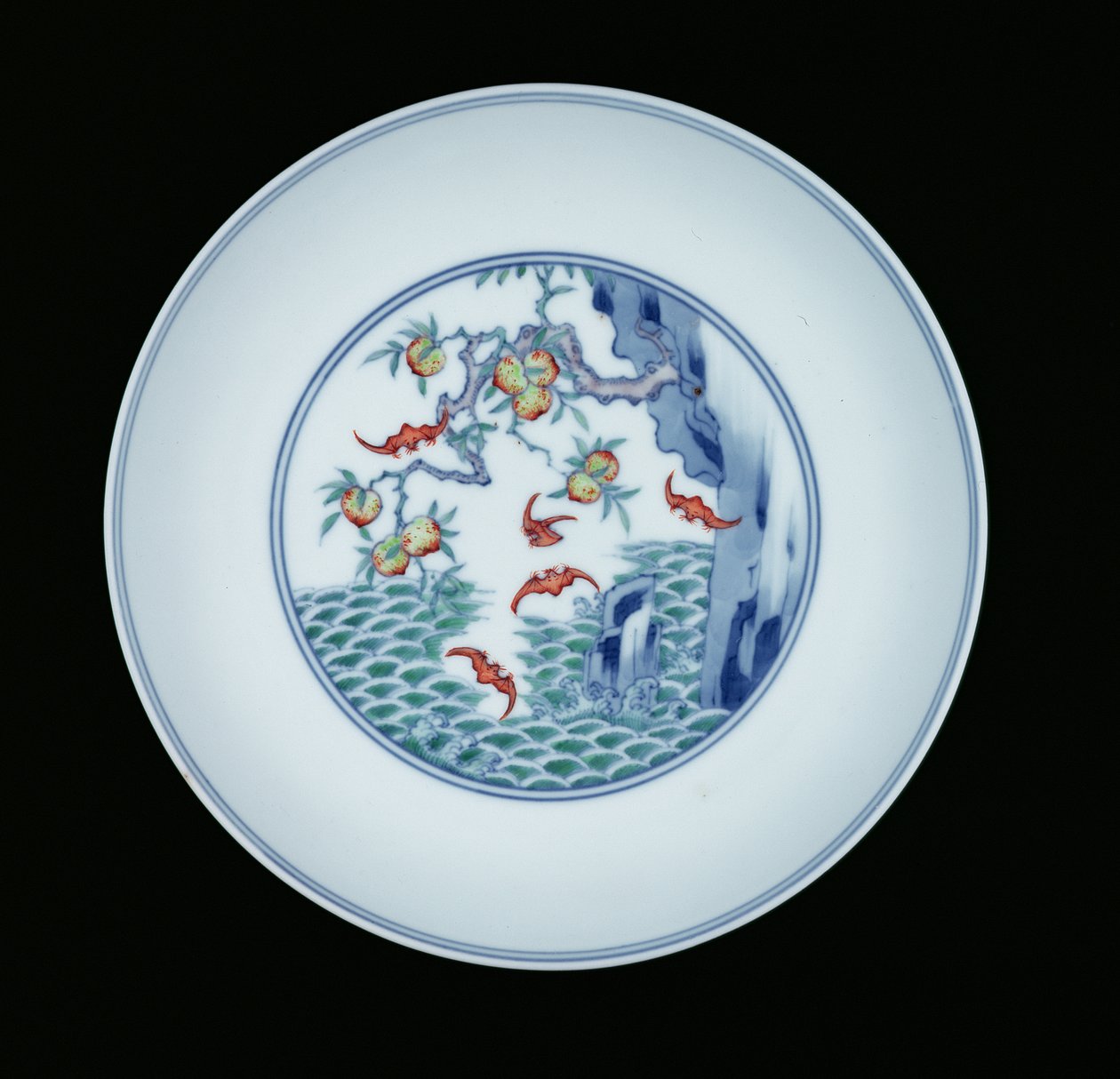 Sır altı mavisi ve ducai emayelerle boyanmış porselen tabak, 1723-1735 (porselen) by Chinese School