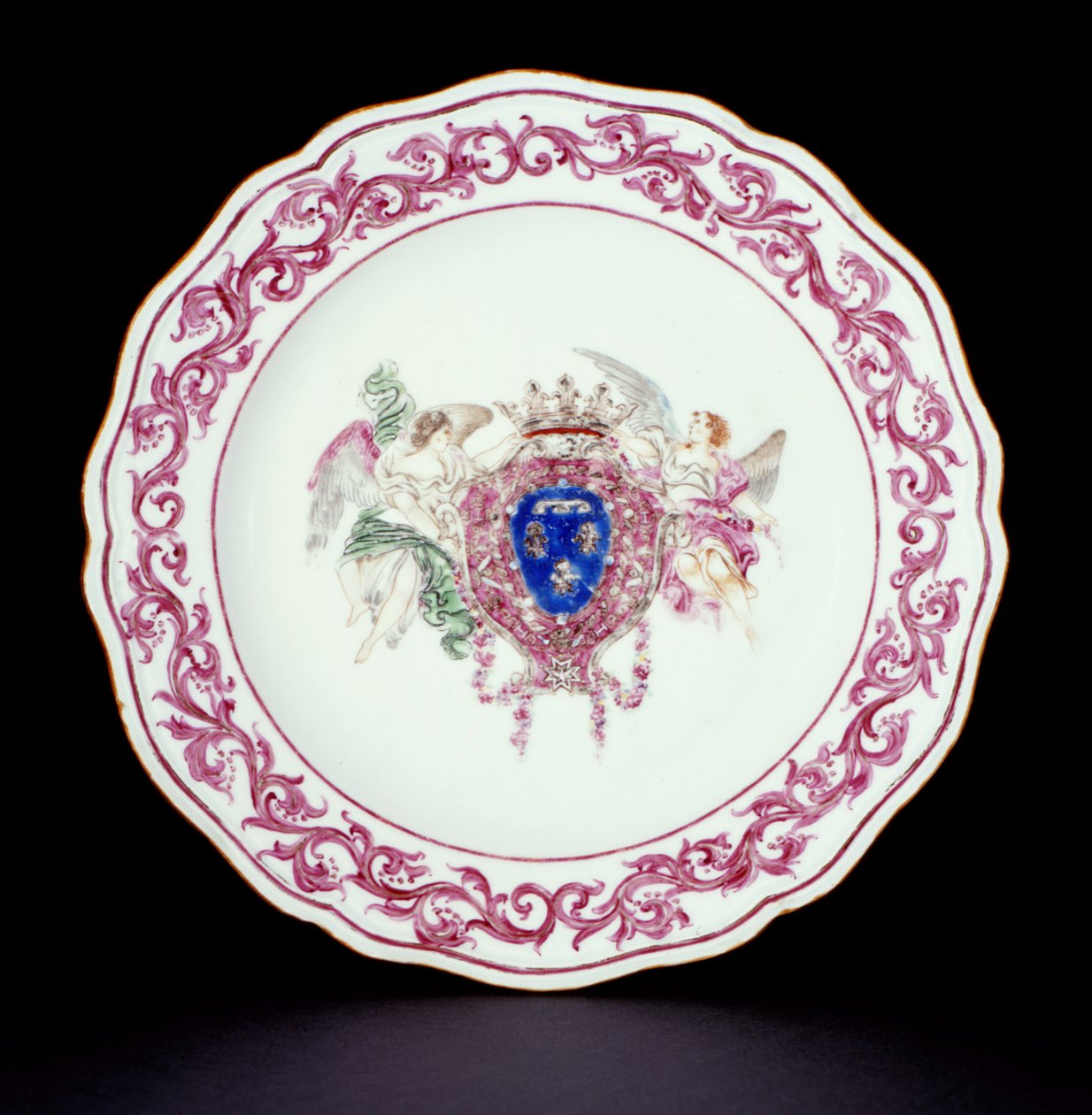 Fransa Kolları ile Rose Famille yemek tabağı, Qianlong dönemi (1736-95) c.1765 (porselen) by Chinese School