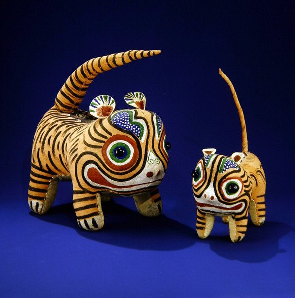 Kaplanlar (boyalı kumaş) (ayrıca bkz. 235788) by Ching Period Chinese School