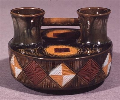 Toprak kap, Linthorpe, Christopher Dresser tarafından by Christopher Dresser