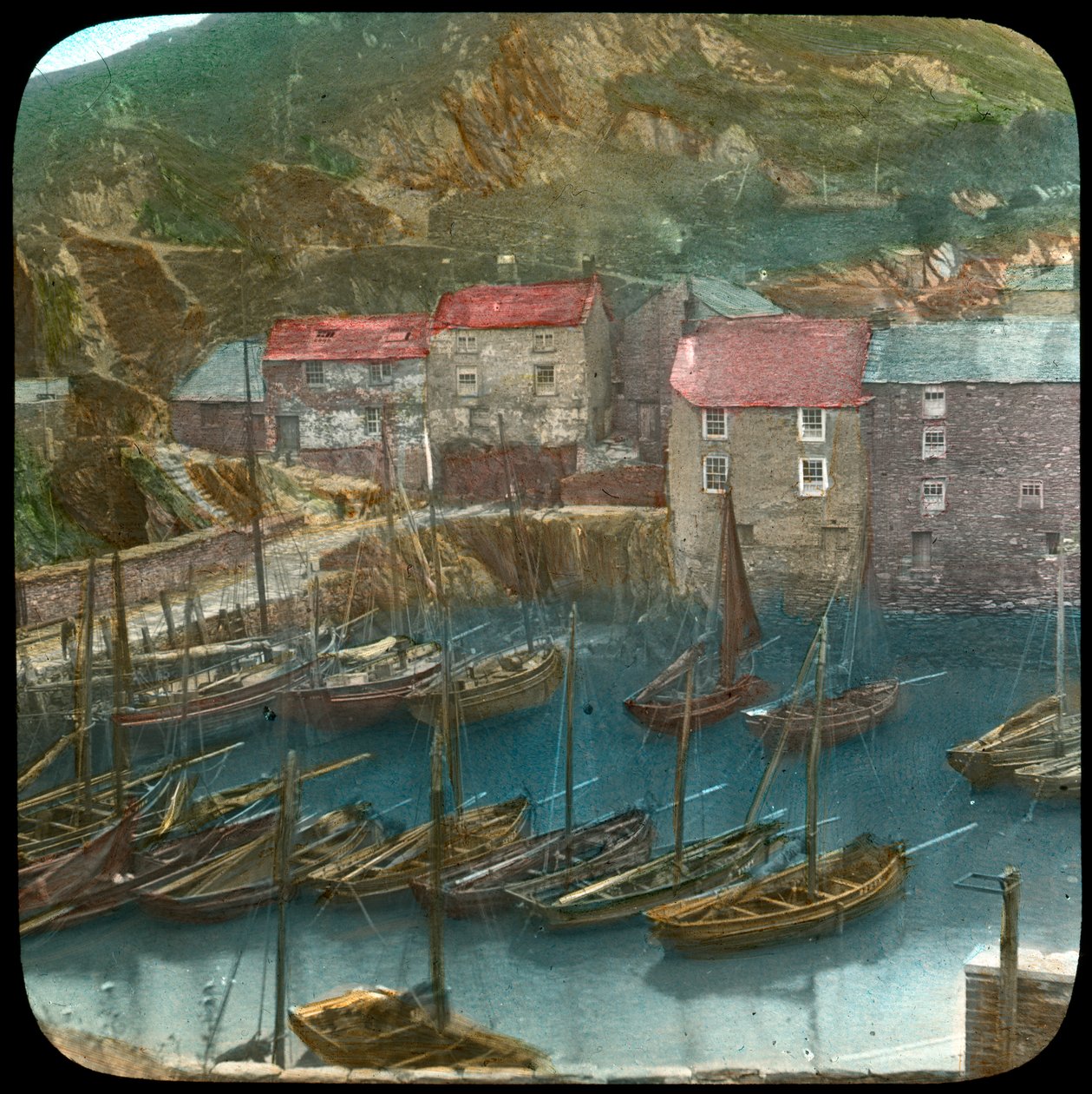 Limanda balıkçı tekneleri, Polperro, Cornwall, 19. yüzyılın sonları veya 20. yüzyılın başlarında by Church Army Lantern Department