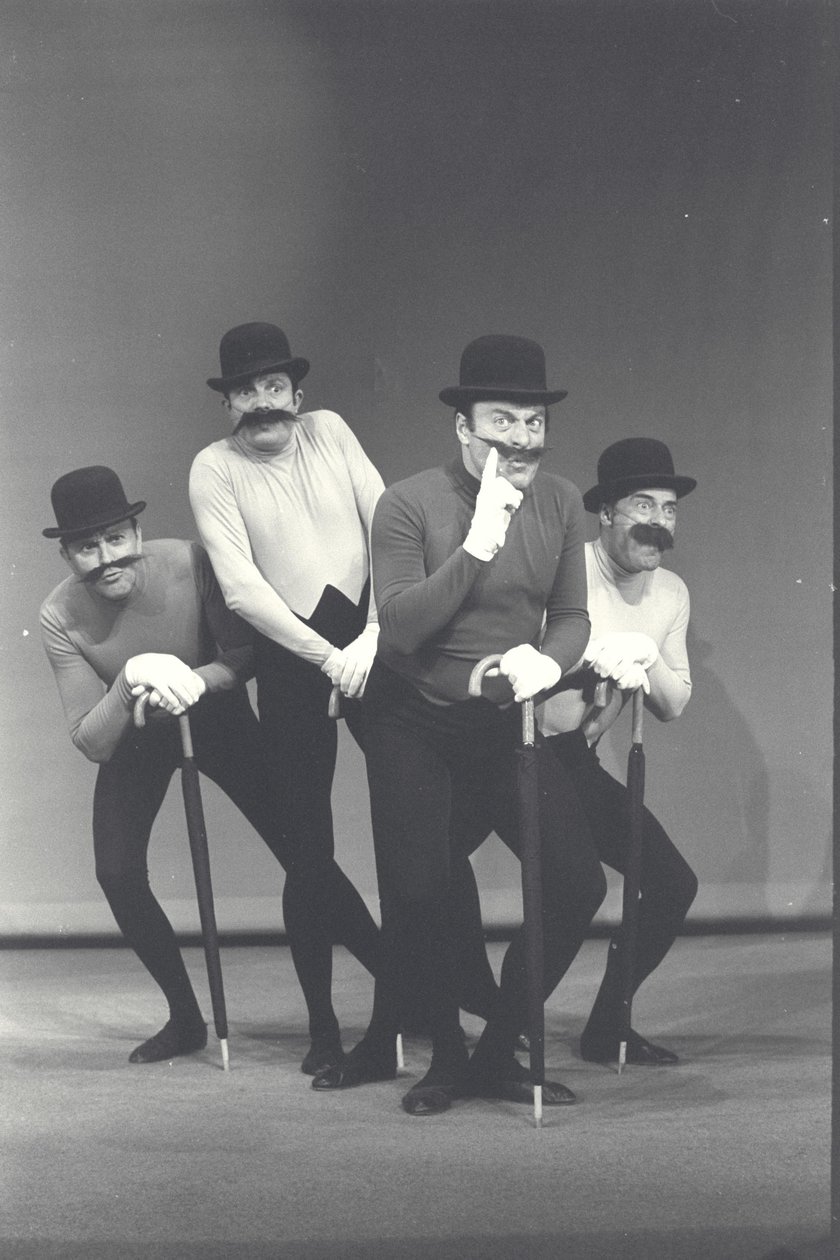 Les Frères Jacques by Claude Delorme