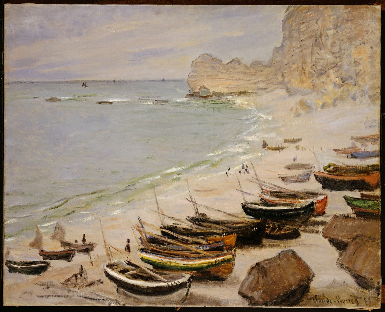Etretat Sahilinde Tekneler, 1883 by Claude Monet