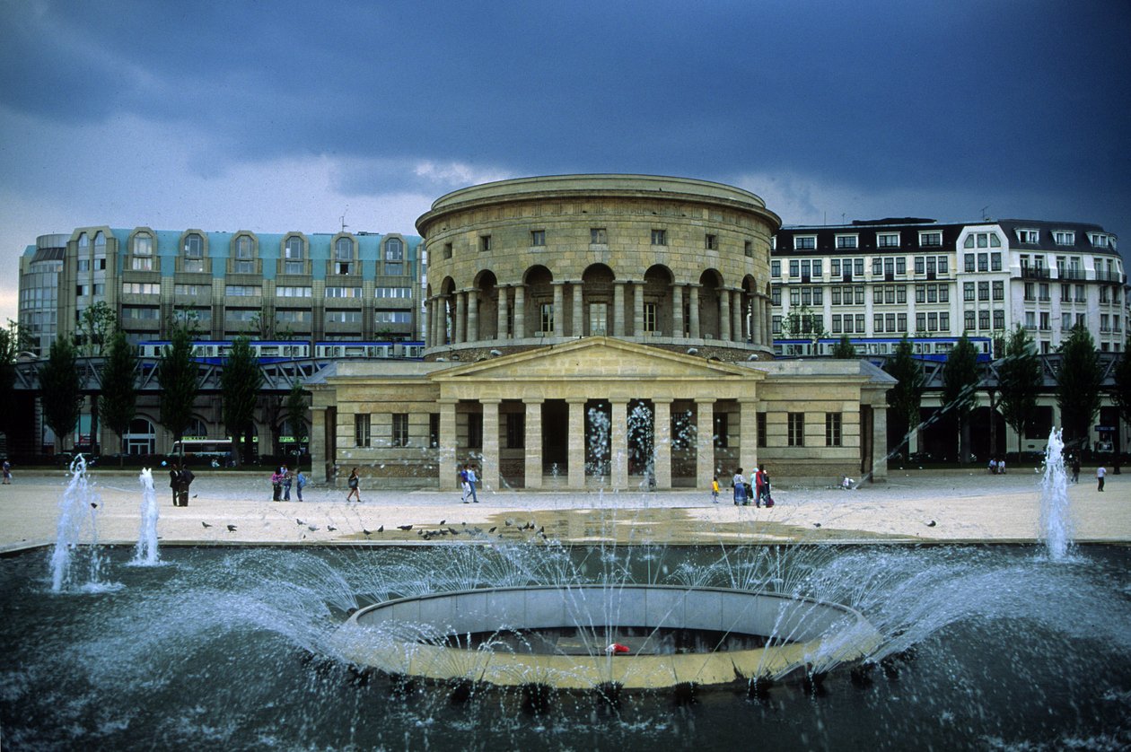 Mimari: Mimar Claude Nicolas Ledoux (1736-1806) tarafından yapılan Rotunda de la Villette