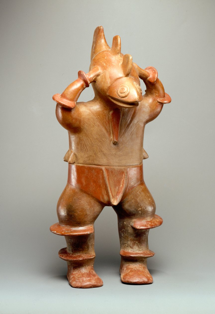 Köpekbalığı ile erkek figürü (toprak kap) by Colima Culture